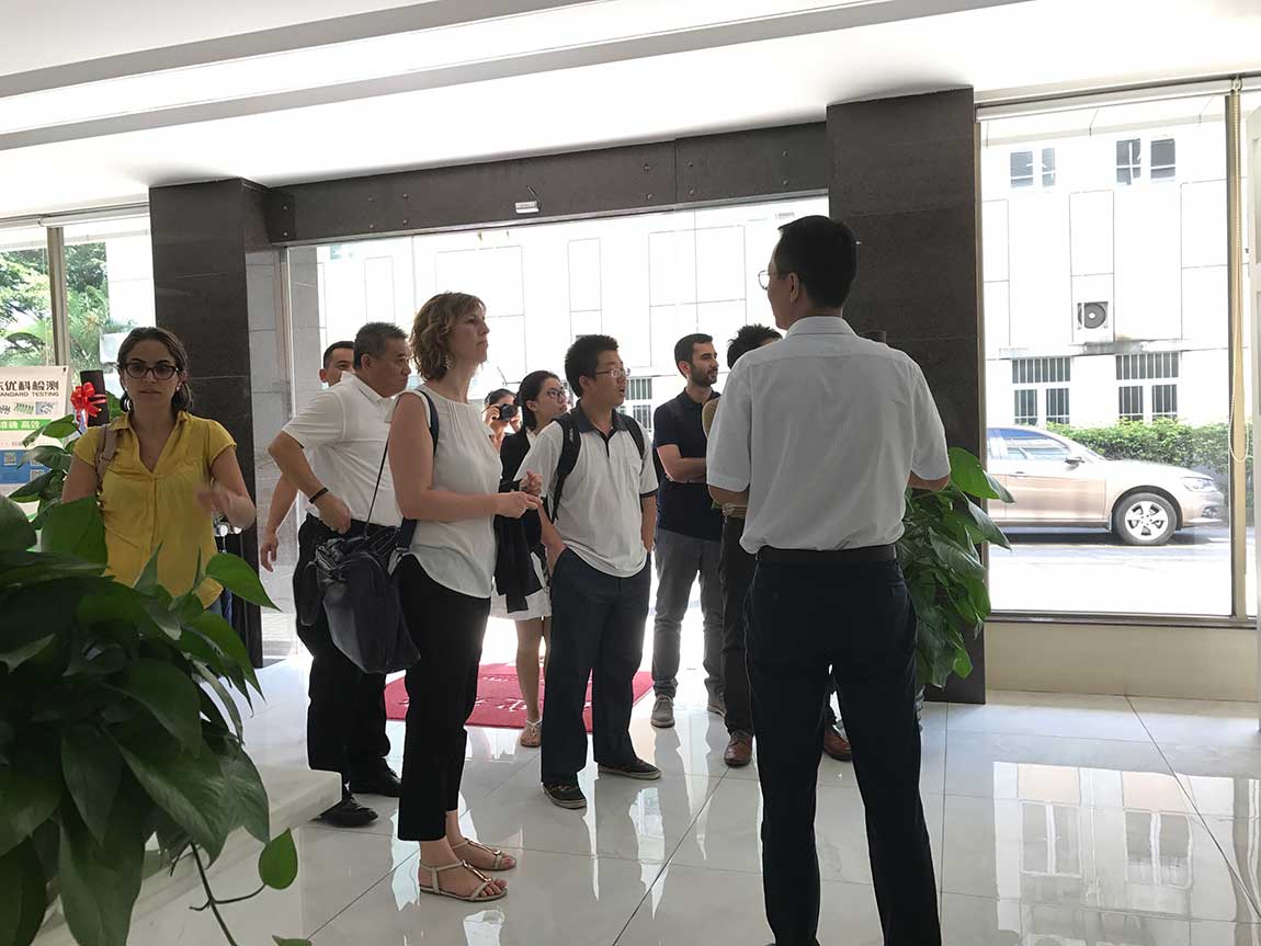 意大利費(fèi)拉拉大學(xué)托馬斯教授調(diào)研團(tuán)一行蒞臨常平科技園參觀調(diào)研