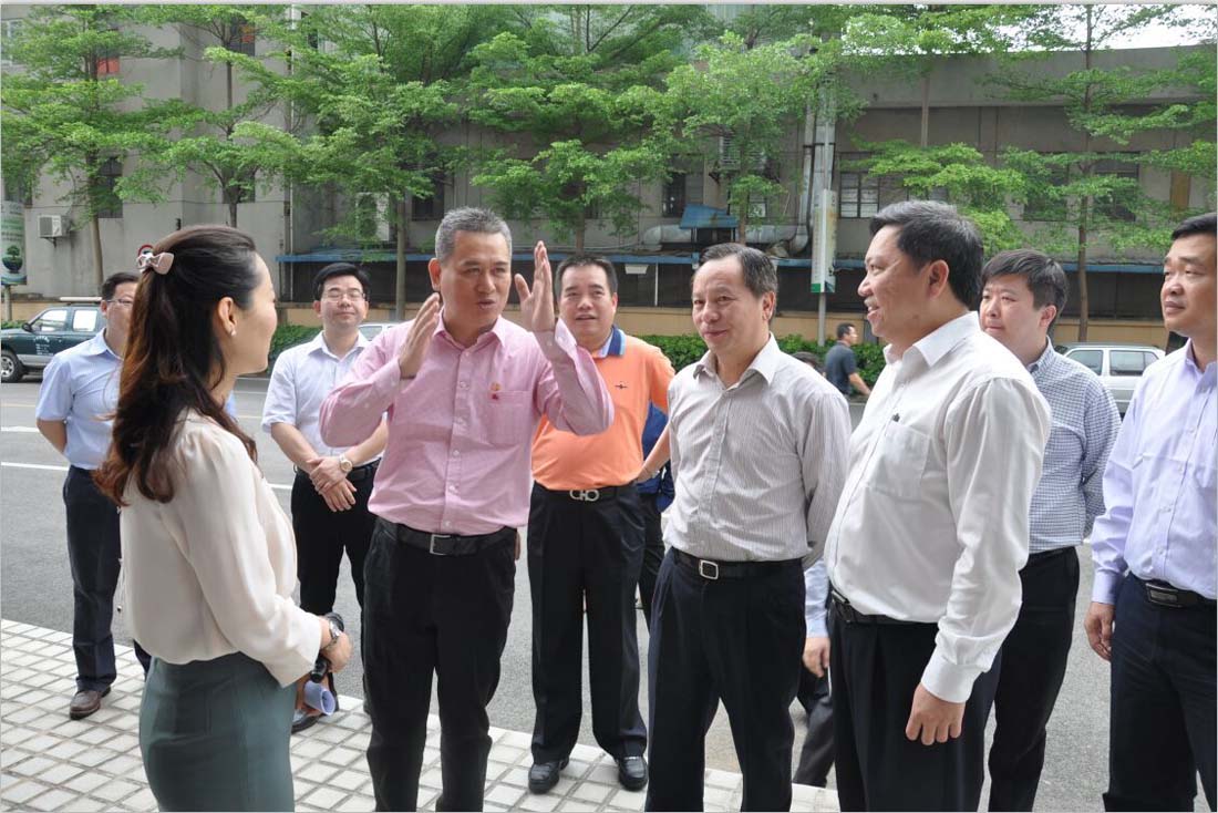 東莞市委書記徐建華一行蒞臨常平科技園參觀調研