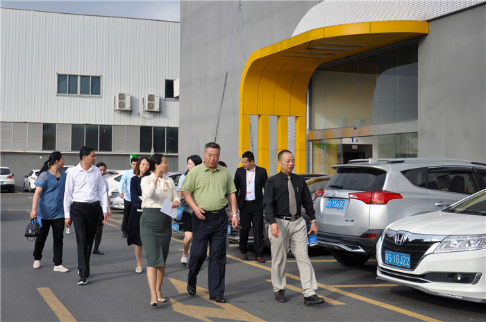 江蘇省泰州市新能源產業園區一行蒞臨東科集團參觀交流