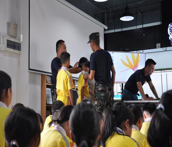 深藍光電科技有限公司在常平科技園舉辦VR課程