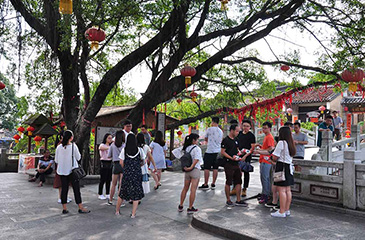 常平南埔村 昔日“空城”成“國字號